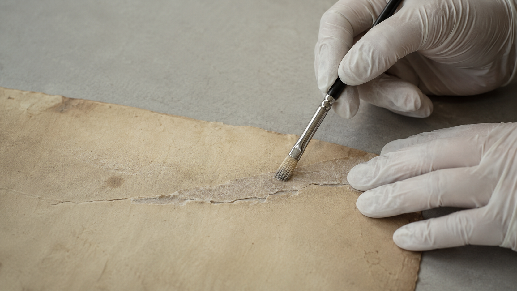 Washi – Japanese paper with a 1300-year tradition in the service of conservation